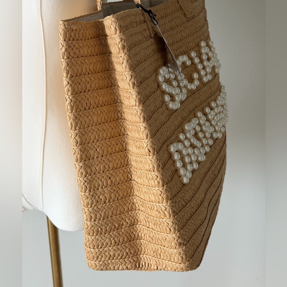 ☀️ BTB Los Angeles Social Distancing Straw Tote - Beach Day - Picture 6 of 16
